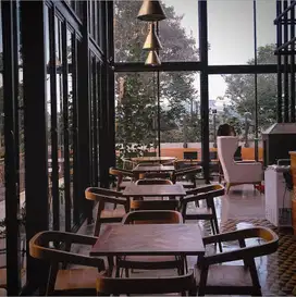 Disewakan Ruang Usaha ex Cafe bagus siap pakai daerah Ciumbuleuit