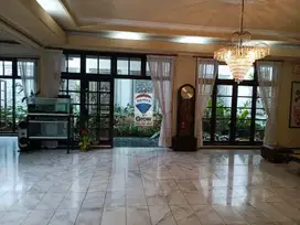 Di Jual Rumah di Puri Indah Raya, Jakarta Barat