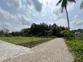 Tanah di Jalan Kaliurang KM 14 2 Menit Kampus UII