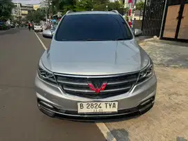 Wuling Cortez L LUX AMT 1.8 Tahun 2018