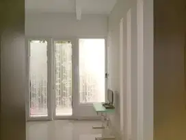 Rumah 2 lantai di imperial kelapa gading jakarta utara
