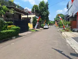 RUMAH SIAP HUNI DALAM KOMPLEK DI PAMULANG