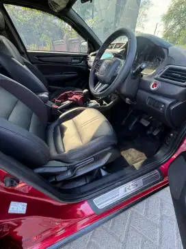 Honda WRV RS two tone sensing metik tahun 2023