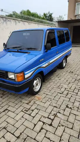 Toyota Kijang 1986 Bensin