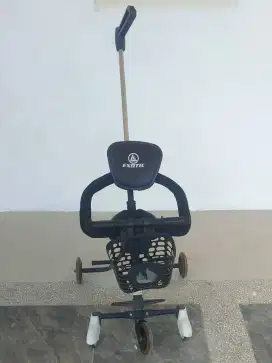 Mini stroller / micro trike