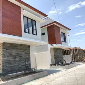 dijual rumah baru lantai 2 styel villa imam bonjol denpasar