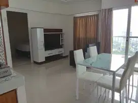 Sewa apartemen puncak dharmahusada luas besar kt 3