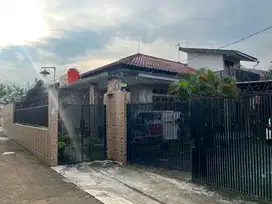 Rumah Bagus Nyaman, Asri, dan Siap Huni dekat Pusat Kota Cianjur!