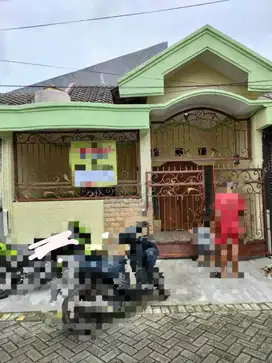 Dijual Rumah Kampung Di Wage Taman Sidoarjo