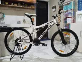 Sepeda mtb united fx77