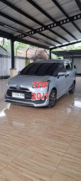 Toyota Sienta Q Matic Tahun 2016 Kondisi Mulus Terawat Istimewa