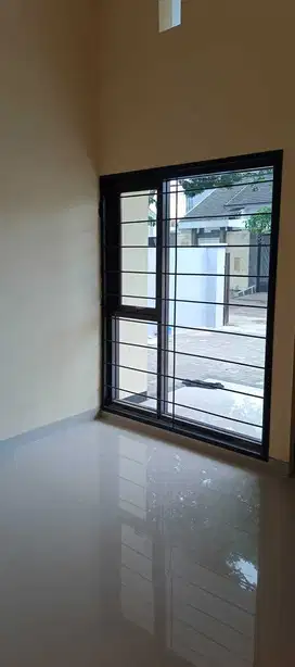 DISEWAKAN RUMAH CLUSTER POSOISI HOOK DI SUMMARECON KOTA BANDUNG