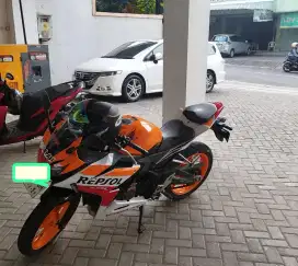 CBR Repsol 150 R