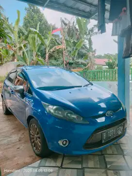 Ford Fiesta Trendy 1.4 Manual 2012