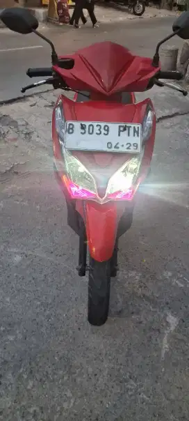 vario 125 fi 2014 mulus bagus mesin sehat standar pajak panjang