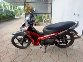 Supra x 125 helm in (injeksi)