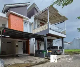 Rumah islami bergaya Eropa, keamanan 24 jam, cicilan ke developer