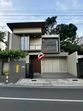 Rumah baru siap huni jalan kaliurang KM 9 jln kapten haryadi