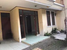 Rumah Nyaman 2 Lantai Area Sarijadi Gegerkalong Bandung Utara