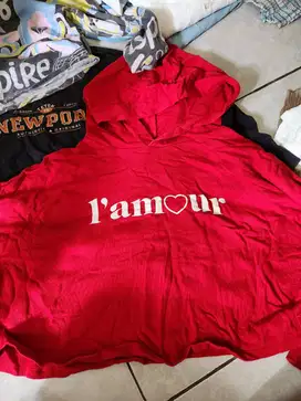 Jaket Merah Bekas