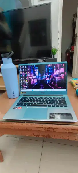Acer Swift 3 Amd Ryzen 5 3500U Ram 4 Storage 512