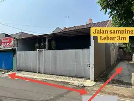 Rumah strategis pangkalan jati kalimalang