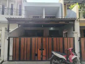 Rumah Minimalis di PTB Pondok Kelapa