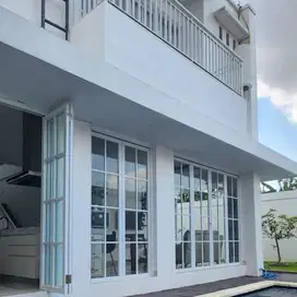 Villa Modern Full Furnished Minimalist Di Kerobokan,Bali.