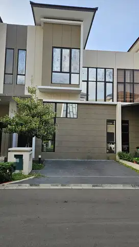 Disewakan cepat Rumah Baru mewah di cluster Matana asya jgc siap huni