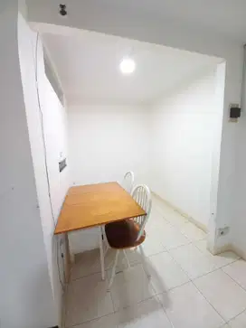 DISEWAKAN APARTEMEN WISMA GADING PERMAI 2BR SEMI FURNISHED