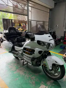 Honda goldwing 30th anniv th 2005