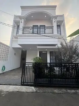 Rumah full furnished bonus kontrakan di Jagakarsa Jaksel