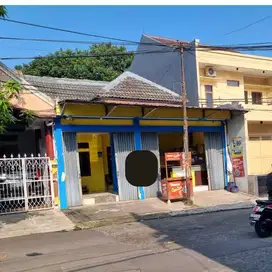 Di JUAL RUMAH PLUS KIOS DI pinggir Jalan Komplek Jatijajar Depok