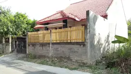 RUMAH SECOND, DEKAT BANDARA NYIA, DI KULON PROGO