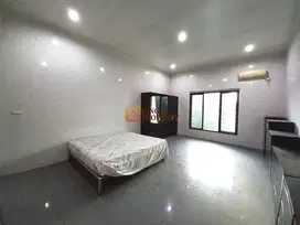 BEST PRICE BEST FOR LIVING!SIAP HUNI DIJUAL RUMAH 2LT DI GREEN GARDEN