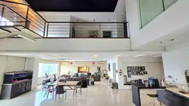 Luxury Penthouse Apartemen Pantai Mutiara 571m2 Sea View Rooftop