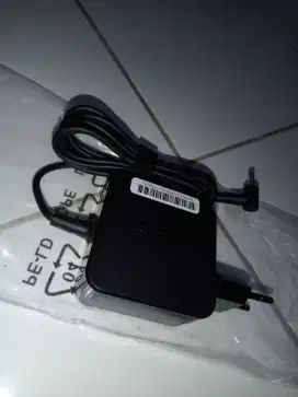 charger laptop ASUS DC PORT:4.0*1.35mm