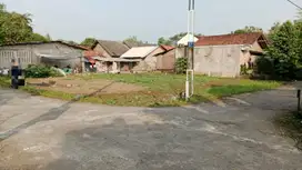 Tanah pekarangan berbah sangat myaman dan strategis