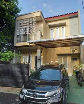 Dijual Rumah Cantik Dalam Cluster Ekslusif Di Pejaten Barat Jaksel