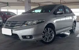 Honda City  1.5 E Bensin-AT 2013 Putih