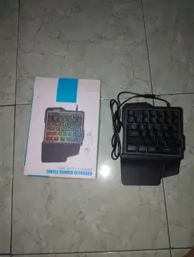 Keyboard single handed
