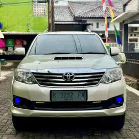 FORTUNER VNT TURBO MATIC LIKENEW
