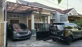 Dijual Rumah di perumahan Blulukan Colomadu