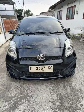 Yaris S MT TRD Sportivo Istimewa kridit Dp10 Syariah Tanpa Surve BSTT