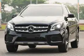 Odo 9K?? Mercedes Benz GLA200 AMG Facelift 2018 Black x1 c200 320i