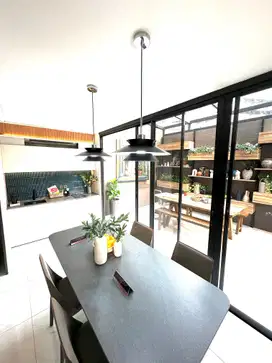 rumah 3 lantai di serpong ,dibawah 1M cicilan start form 5jutaan