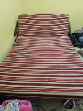 Kasur lipat bisa juga d buat kursi