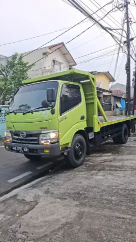 Hino dutro 130HD CDD losbak orsinil