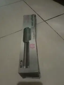 Sisir pelurus rambut