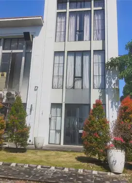 Dijual Ruko Grand Palais (WBM) SURABAYA cocok buat bakery boutique